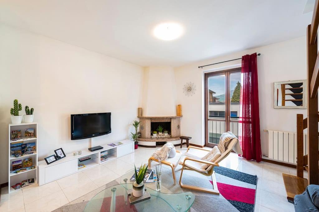 Tresa Bay House - Lugano Lake Lavena Ponte Tresa Ngoại thất bức ảnh