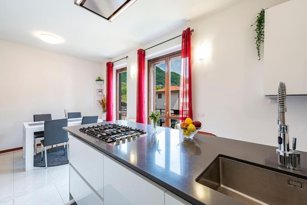 Tresa Bay House - Lugano Lake Lavena Ponte Tresa Ngoại thất bức ảnh